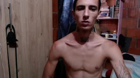 kyleer77 online show from 06/01/26, 06:53
