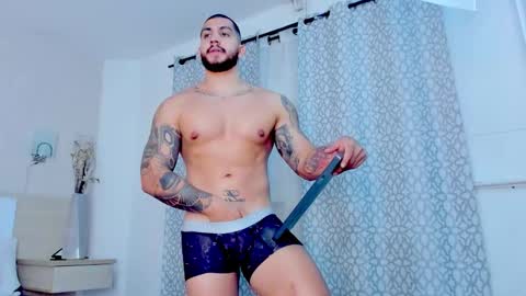 kylenorth_ online show from 10/28/25, 08:11