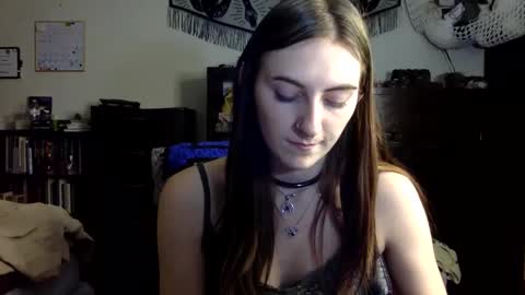Kylianna online show from 03/07/25, 01:42