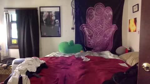 Kylianna online show from 09/09/25, 05:01