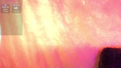 Kylie  online show from 12/19/25, 04:47