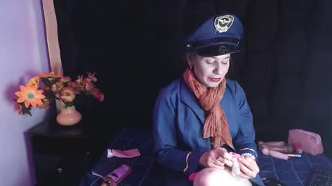 kylie_bloom online show from 11/14/25, 10:07