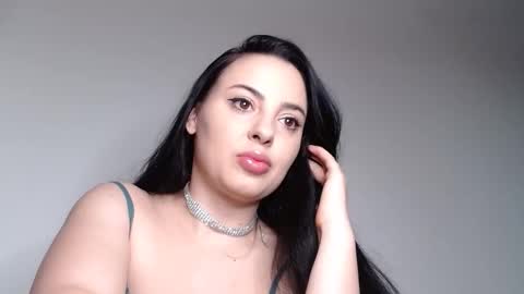 Snapshot of kylie_brown9 chatting on 04/04/26, 07:17 alley online show from 04/04/26, 07:17