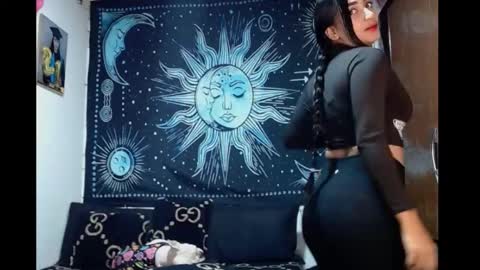 kylie online show from 02/18/25, 08:58