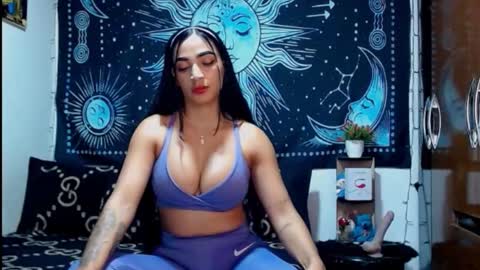 kylie online show from 09/24/25, 09:29