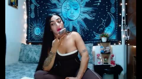 kylie online show from 04/27/26, 09:46