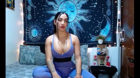 kylie online show from 04/28/26, 09:31