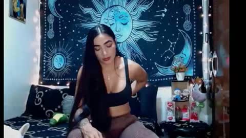 kylie online show from 05/27/26, 09:23