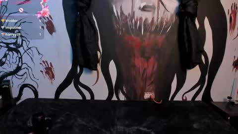 Snapshot of kylie_foxx1 chatting on 02/21/25, 12:05 submissive demon Please help me to reach 500 thumbs up online show from 02/21/25, 12:05