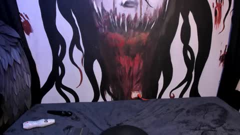 Snapshot of kylie_foxx1 chatting on 12/20/25, 12:07 submissive demon Please help me to reach 500 thumbs up online show from 12/20/25, 12:07