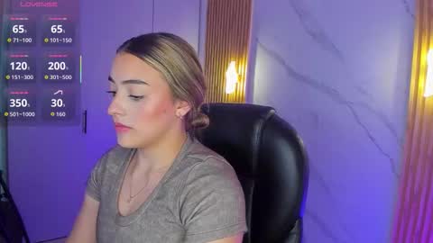 Snapshot of kylie_jones6 chatting on 03/24/26, 02:27 KYLIE online show from 03/24/26, 02:27