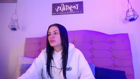 kylie_ls online show from 01/15/25, 12:36