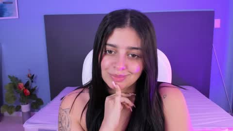 Kylie Reyes  online show from 12/06/24, 07:56
