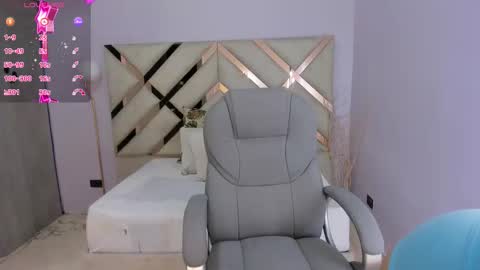 Kylie Reyes  online show from 01/05/26, 07:17