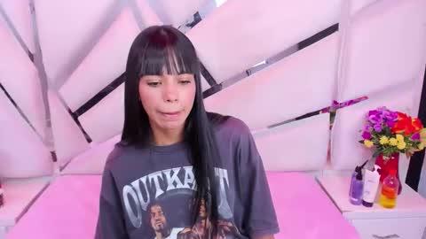 kylie online show from 04/25/26, 11:57