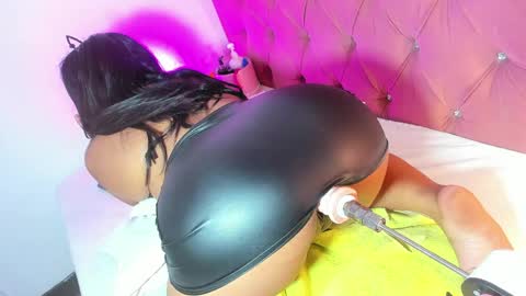 kylie Sttel online show from 03/31/26, 11:05