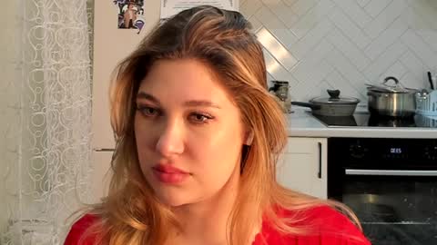 Snapshot of kylieblond chatting on 02/02/25, 08:30 Din online show from 02/02/25, 08:30