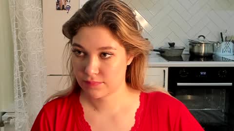 Snapshot of kylieblond chatting on 02/02/25, 11:32 Din online show from 02/02/25, 11:32