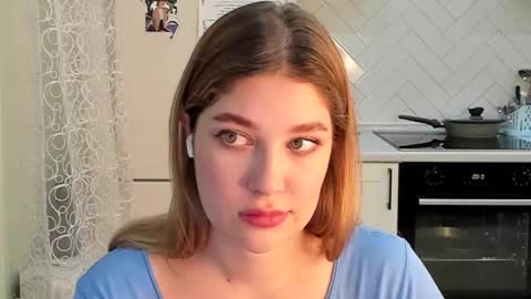 Snapshot of kylieblond chatting on 02/12/25, 10:04 Din online show from 02/12/25, 10:04