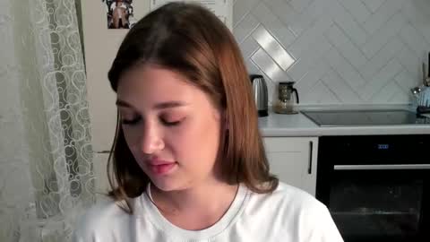 Snapshot of kylieblond chatting on 10/08/25, 09:01 Din online show from 10/08/25, 09:01