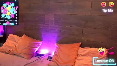 Kylie online show from 01/22/25, 03:09