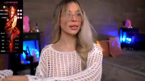 Kylie online show from 02/24/25, 10:03