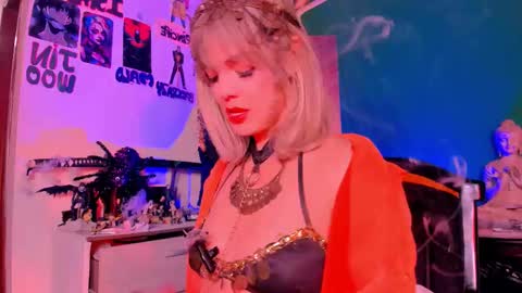   online show from 10/25/25, 03:47