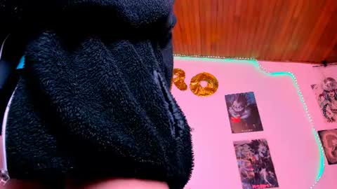 Snapshot of kyliekandy chatting on 07/22/26, 02:14 online show from 07/22/26, 02:14