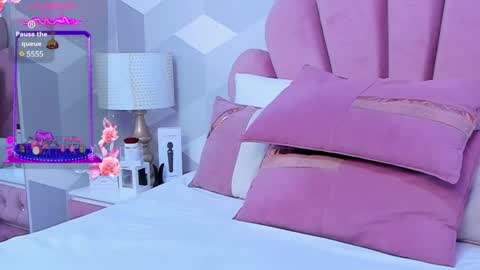 Kylie jl online show from 01/11/25, 04:48