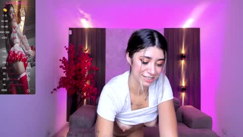  KYLIE  online show from 01/22/25, 11:01