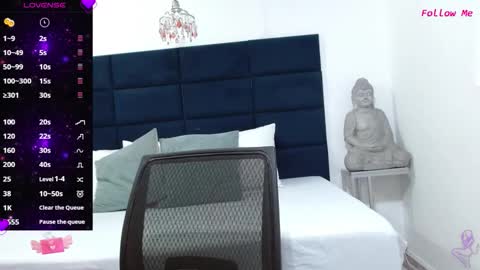 Kylie online show from 09/29/25, 10:42