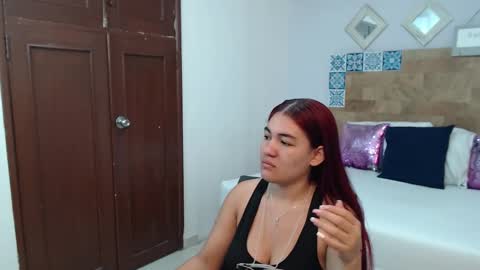 Kylie online show from 12/21/25, 11:17