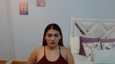 Snapshot of kyliiebaker chatting on 06/18/26, 11:58 Kylie online show from 06/18/26, 11:58