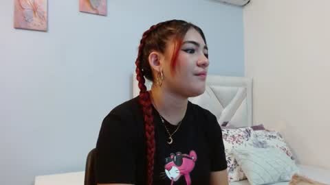 Snapshot of kyliiebaker chatting on 07/05/26, 12:12 Kylie online show from 07/05/26, 12:12