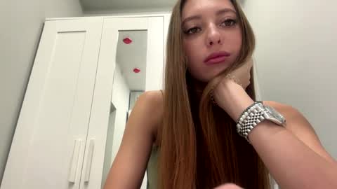 Selena online show from 04/03/26, 10:13