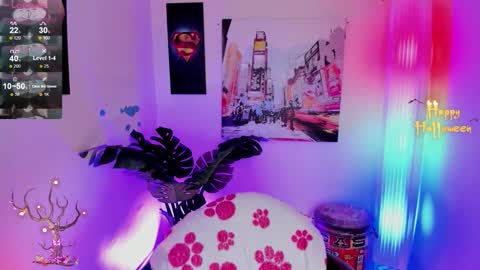 Kyomi online show from 11/18/25, 01:26