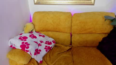 Snapshot of kyomi_chang chatting on 05/20/26, 01:28 Kyomi online show from 05/20/26, 01:28