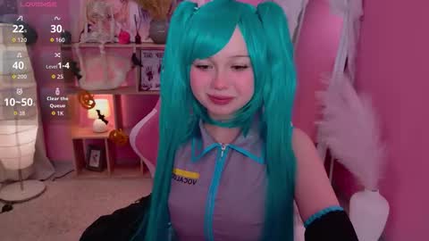 kyomi_sun online show from 10/31/25, 10:33