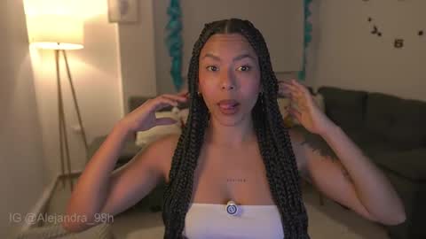 schedule 300 pm - 1100pm colombia time online show from 12/16/25, 12:26