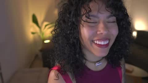 schedule 300 pm - 1100pm colombia time online show from 04/05/26, 11:13