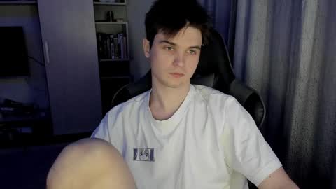 Kyroro online show from 01/12/25, 08:57