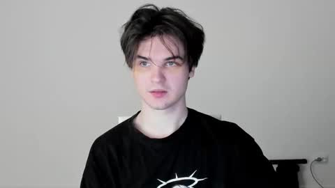 Kyroro online show from 11/13/25, 01:48