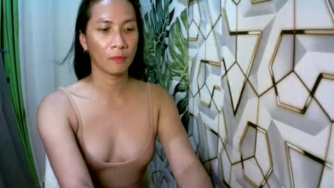 kyutshyne online show from 04/18/26, 07:07