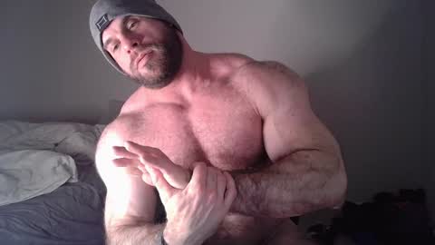 Snapshot of l0v35_2_5p00g3 chatting on 12/20/24, 10:27 l0v35_2_5p00g3 online show from 12/20/24, 10:27