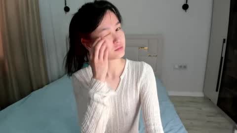 Snapshot of l1l_lola chatting on 05/24/26, 04:06 Ameli online show from 05/24/26, 04:06