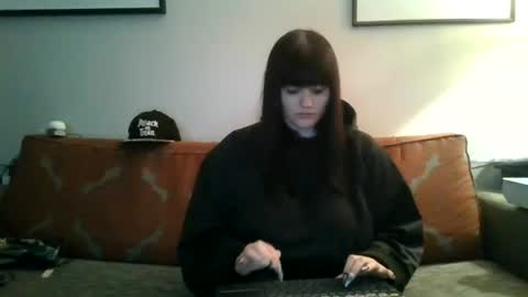 Snapshot of l1lybaby chatting on 06/24/26, 05:50 Lily online show from 06/24/26, 05:50