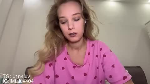Snapshot of l1n4luv chatting on 06/30/26, 06:20 lina online show from 06/30/26, 06:20
