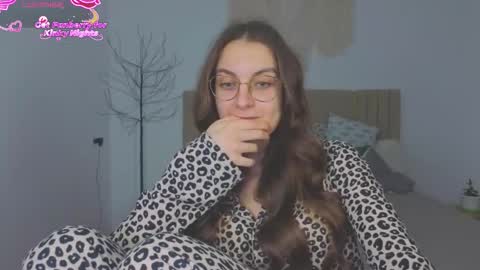 Margo  online show from 12/02/25, 04:13