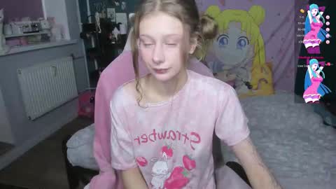 Sara online show from 10/02/25, 01:07