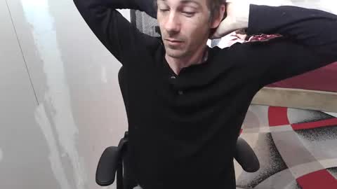 l1v1nth3dr3am online show from 10/17/25, 10:07